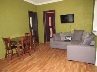 Гостевой дом Guesthouse Natalia Боржоми Номер с кроватью размера «queen-size»-12